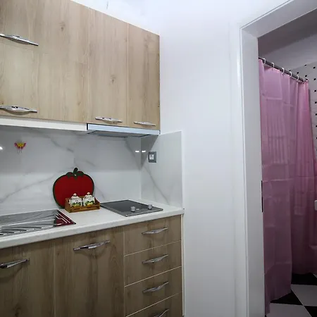 Riza Veliu Piqeras