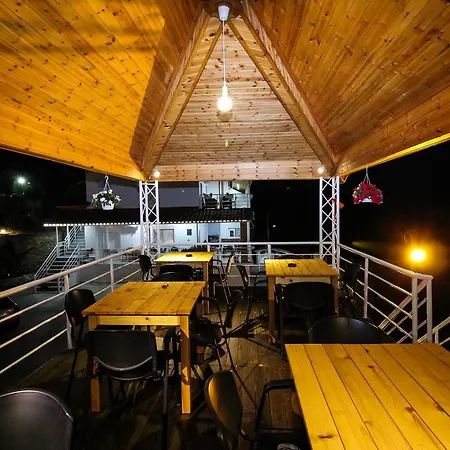 Riza Veliu Hotel *